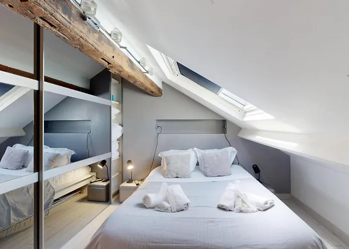 Bluestay 201 - Superb In