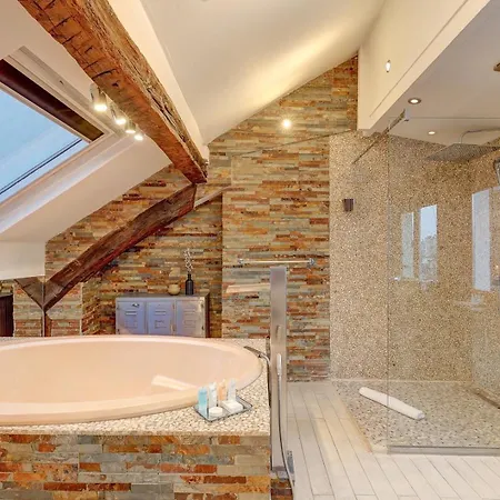 Bluestay 201 - Superb In Paris